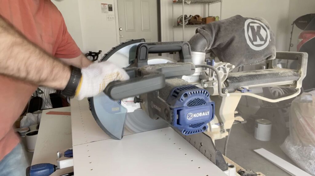 Cutting Melamine Paneling