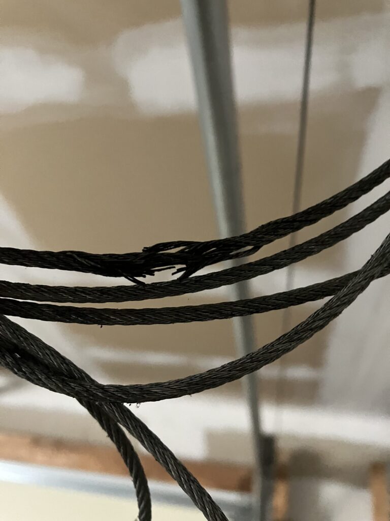 Garage Freyed Wire2