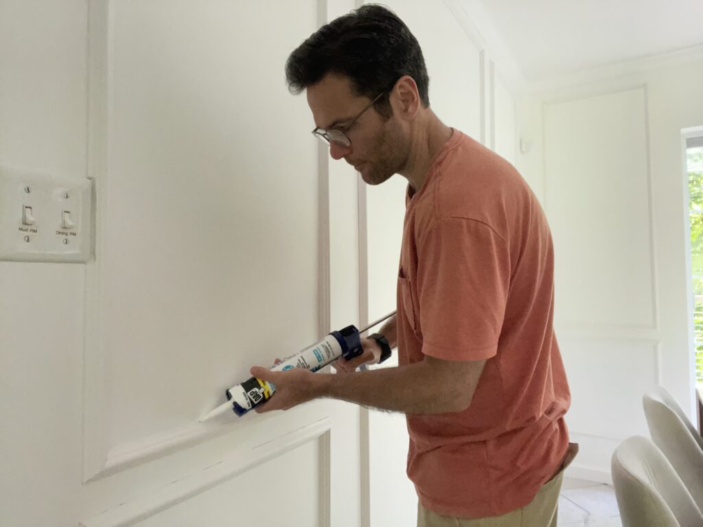 Caulking Wainscoting2